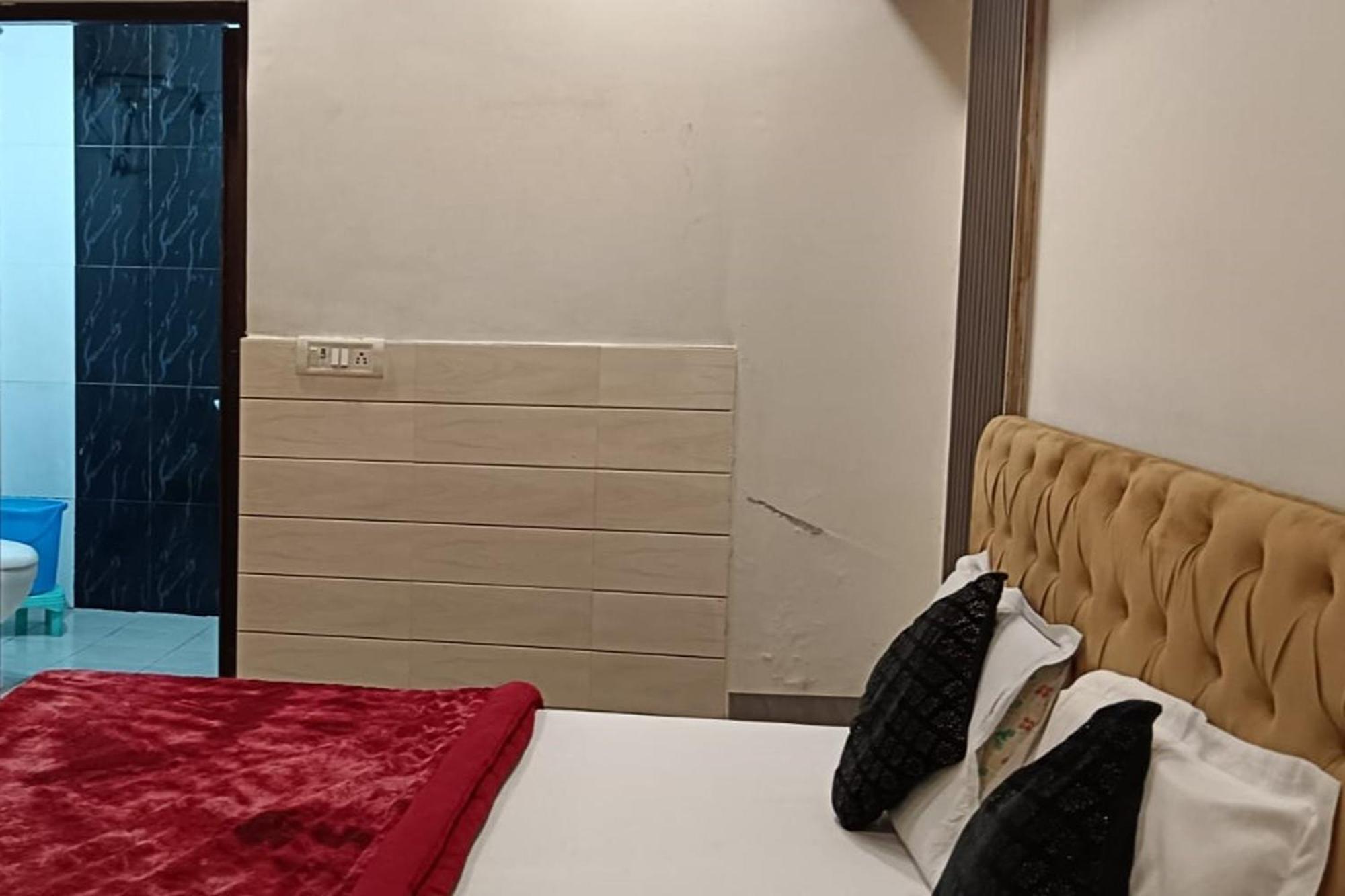 Hotel Shree Kanta Gurgaon Eksteriør billede